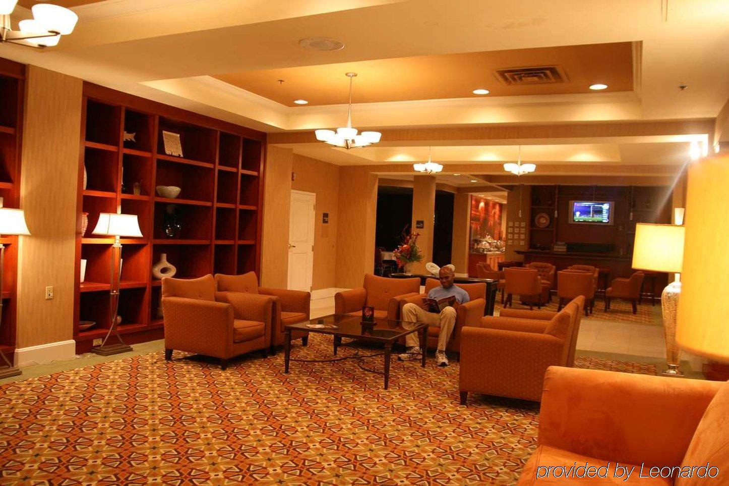 Hampton Inn Louisville Downtown Интериор снимка