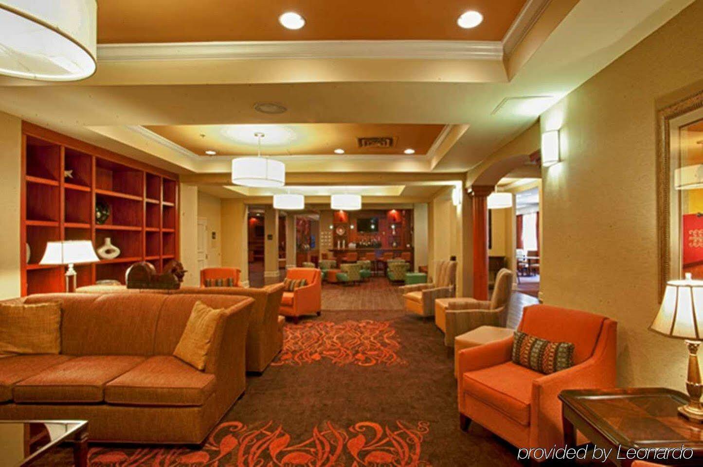 Hampton Inn Louisville Downtown Екстериор снимка